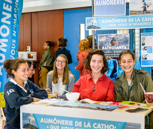 Forum des associations de l'UCO 2017-2018